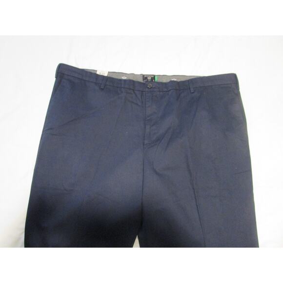 Dockers NAVY B&T Signature Iron Free Khaki with Stain Defender Pants 50x 32 NWT - Picture 4 of 7